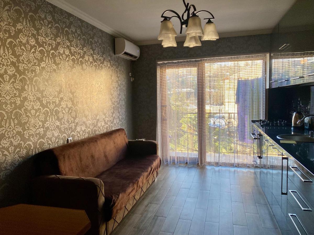 Apartment In Kutaisi Varlamishvili Экстерьер фото